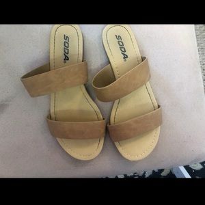 Women’s comfy dual straps slip on sandals